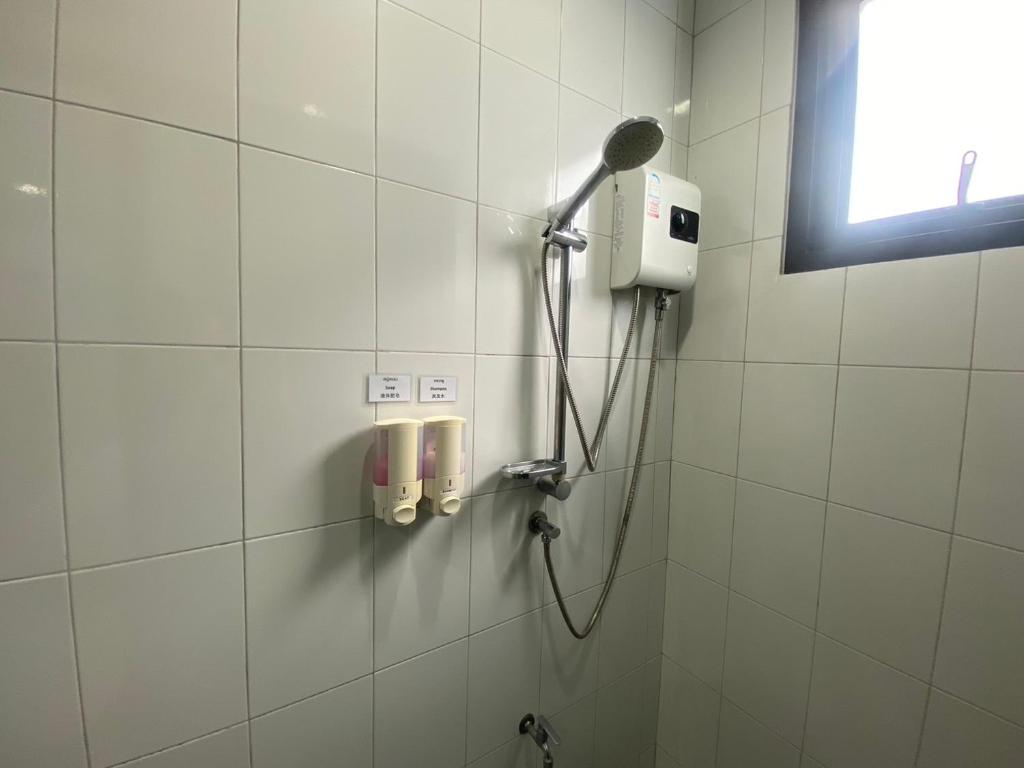 65 hostel chiangmai - غرفة ديلوكس مزدوجة مع دش