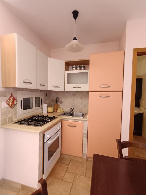 Kuchyň nebo kuchyňský kout v ubytování Torre Pali House