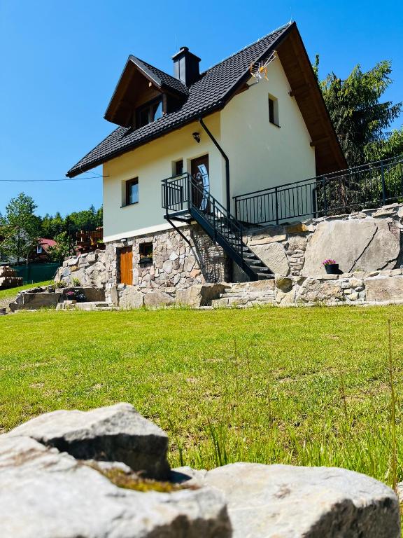 Budova, kde se prázdninový dům nachází