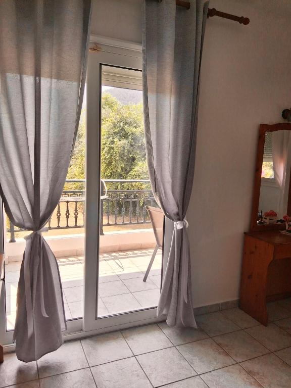 Balkón nebo terasa v ubytování Aegli Hotel Studios