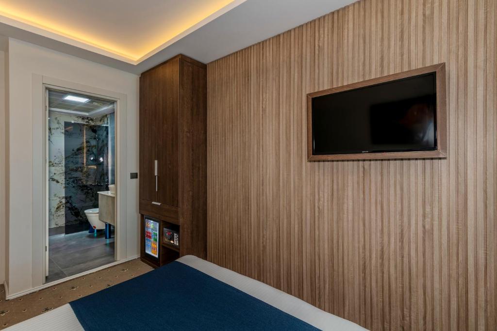 Airport Waves Hotel - 15