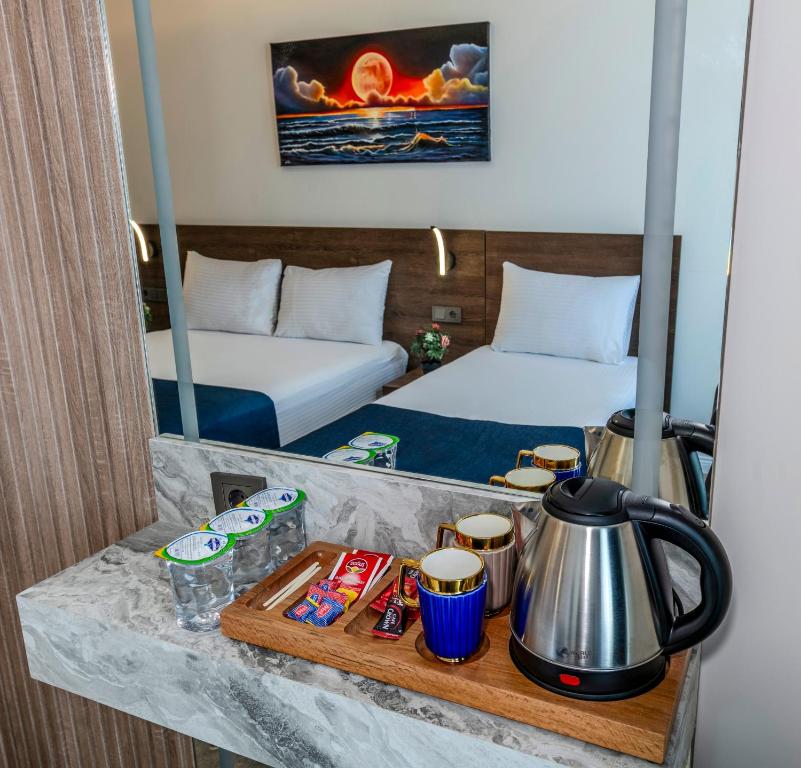 Airport Waves Hotel - 16