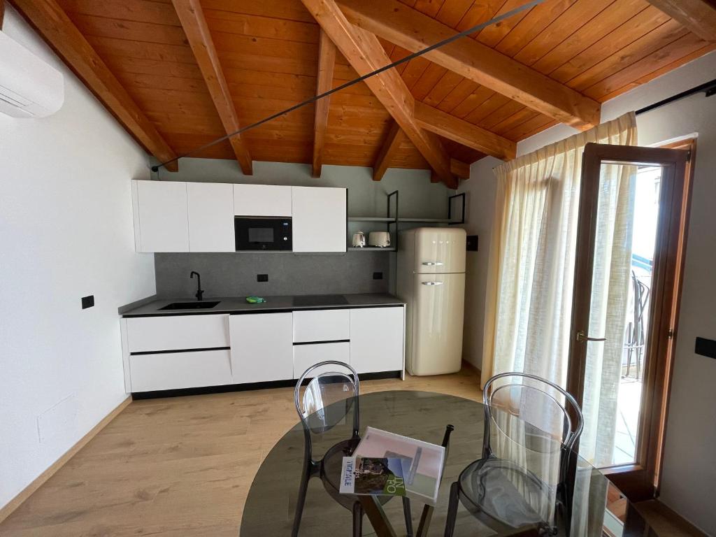 Kuchyň nebo kuchyňský kout v ubytování Residence Mirabel