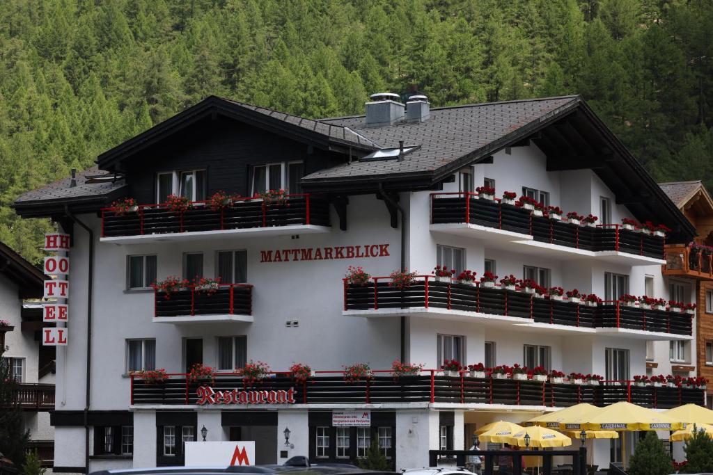 Das Gebäude in dem sich das Hotel befindet