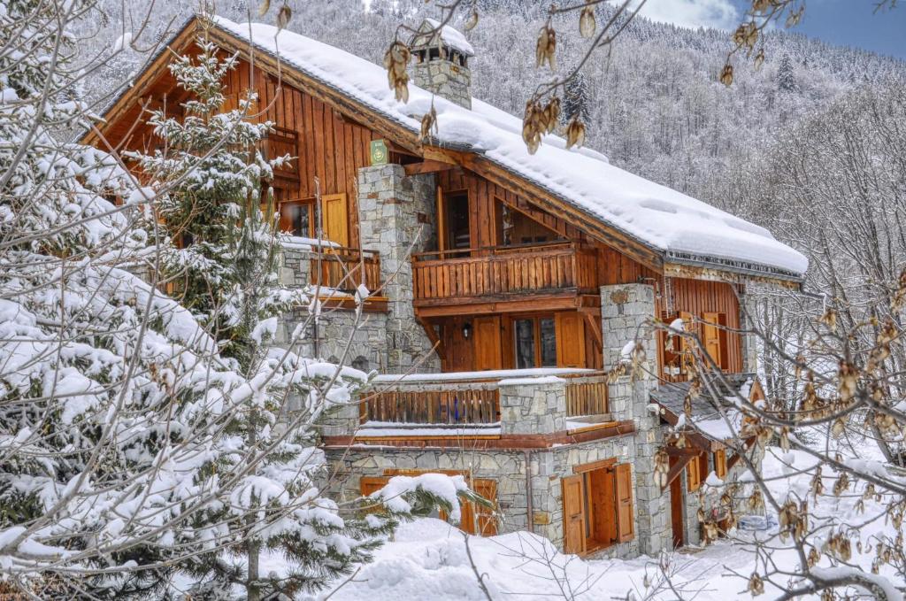 Photo de la galerie de l'établissement Cembro - chalet Arol, à Les Allues