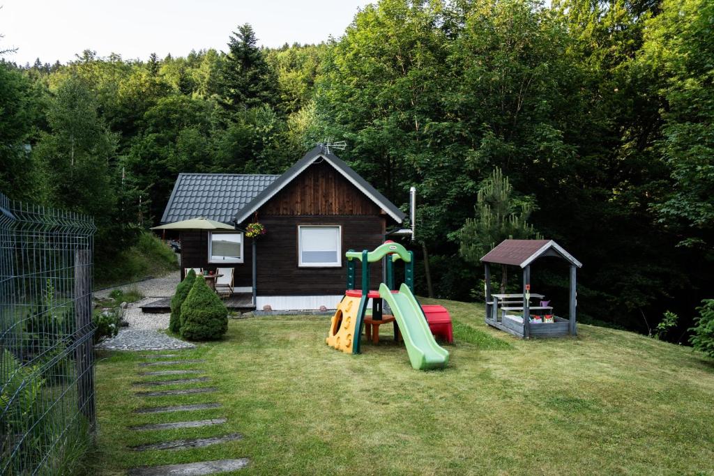 Detský kútik v ubytovaní RESETówka nr 2 - domek rodzinny na odludziu