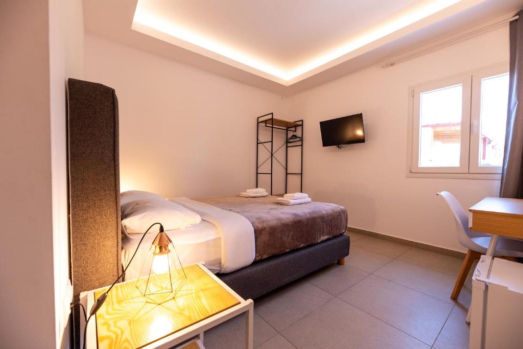 Stone Palace Hotel Near Athen's Airport Free Shuttle From and to Athen's Airport photo