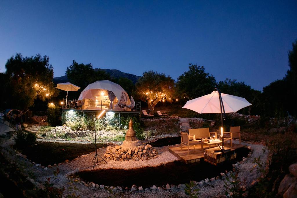 O grădină în afara GO Glamping