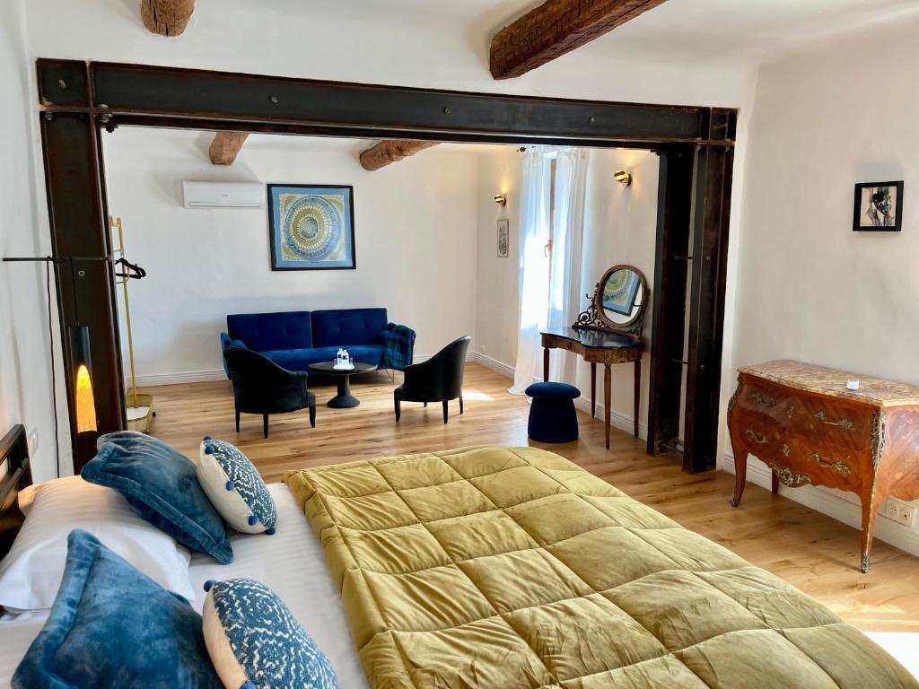 Posezení v ubytování Suites de Bruoux
