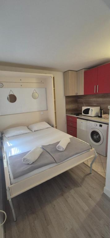 Kuchyň nebo kuchyňský kout v ubytování Majka 2 Apartments