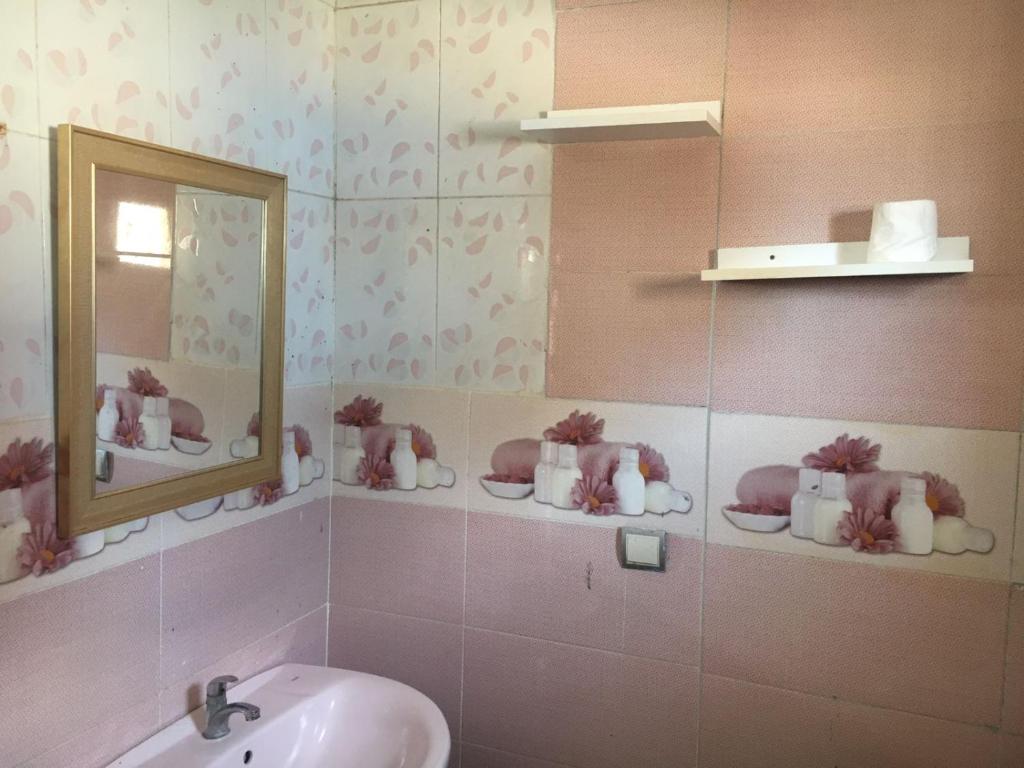 Ένα μπάνιο στο Amazigh privat house