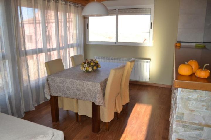 Apartement Casa Dobón (Hispaania Castralvo) - Booking.com
