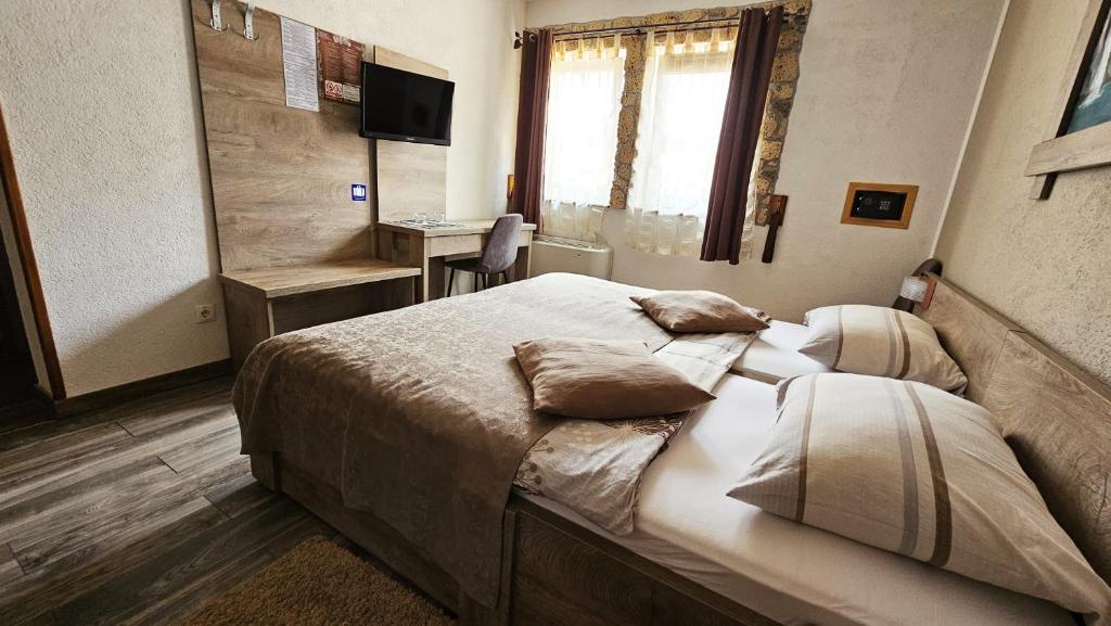 SEDRA Holiday Resort-Adults Only-Bed & Breakfast - 3