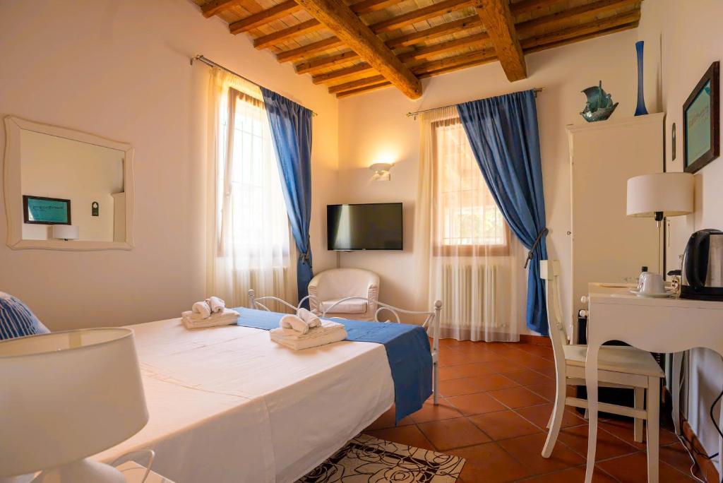 Tenuta La Rotta - Rooms & Pool