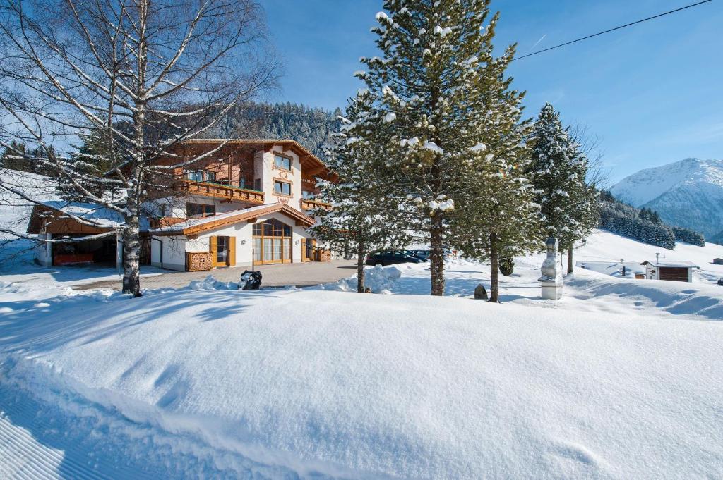 Gästehaus Alpenblick v zimě