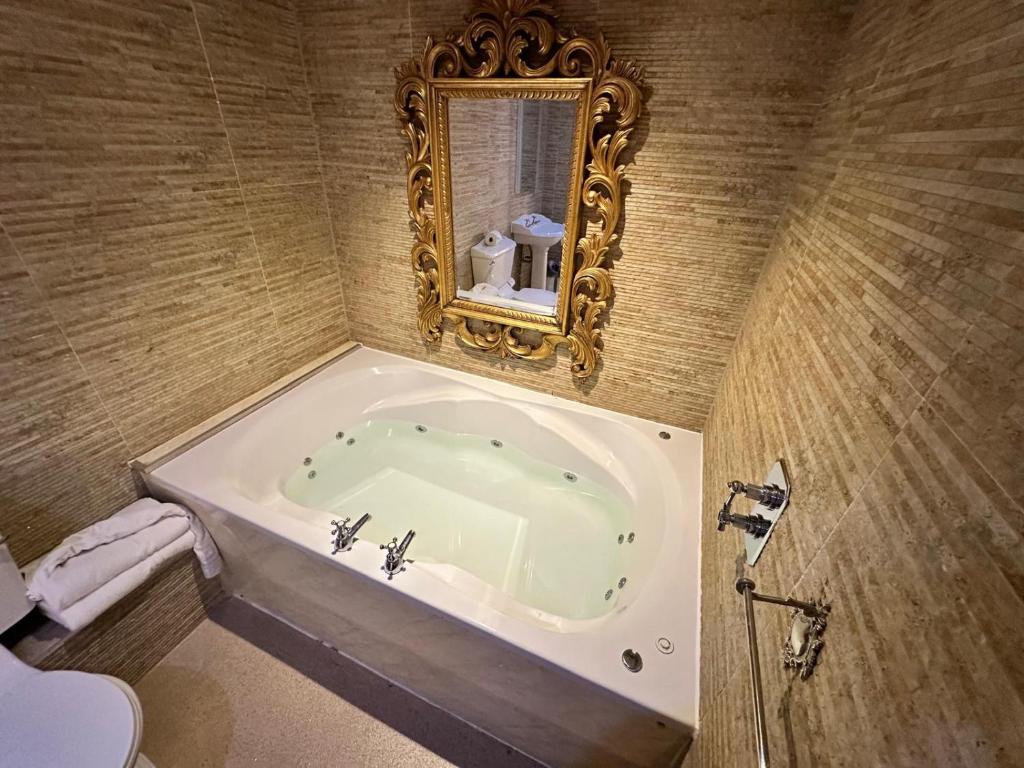 White Star Line Hotel - Resim 2