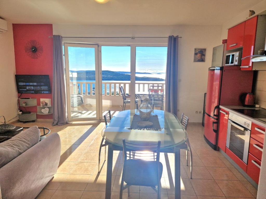 Kuchyňa alebo kuchynka v ubytovaní Apartment Elza