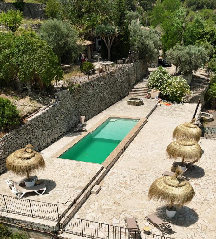 Bazén v ubytování Agroturismo Finca Can Sec nebo v jeho okolí