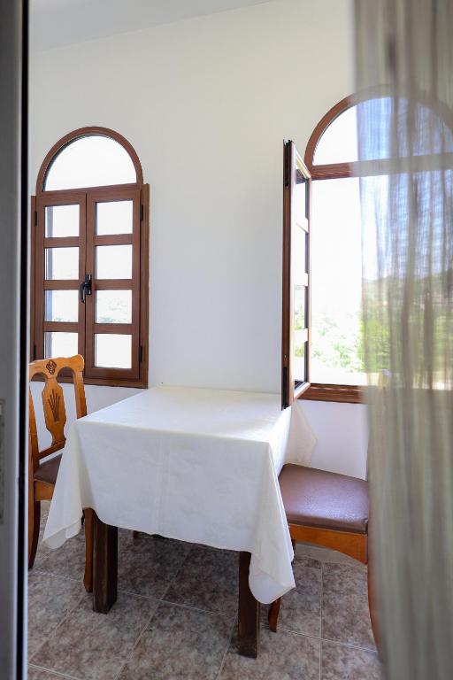 Fotografie z fotogalerie ubytování Hotel Ajka v destinaci Berat