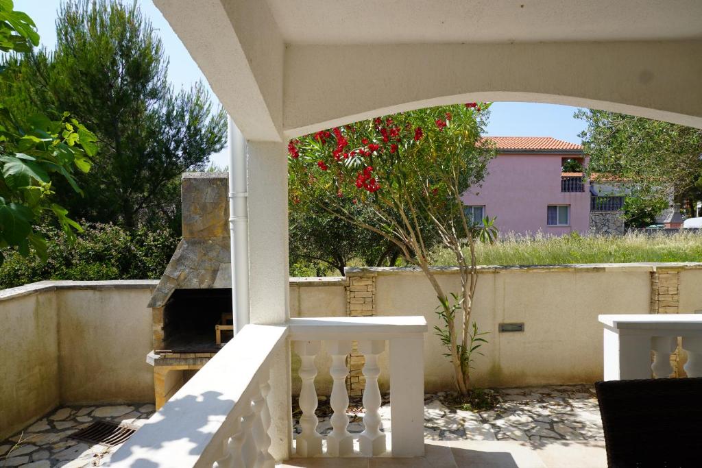 Vonkajšia záhrada v ubytovaní Apartments Maček
