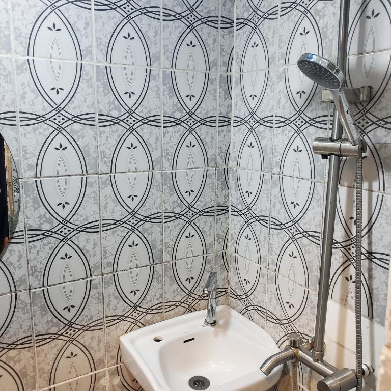 Koupelna v ubytování WELTONS Apartment BABA YUSUF