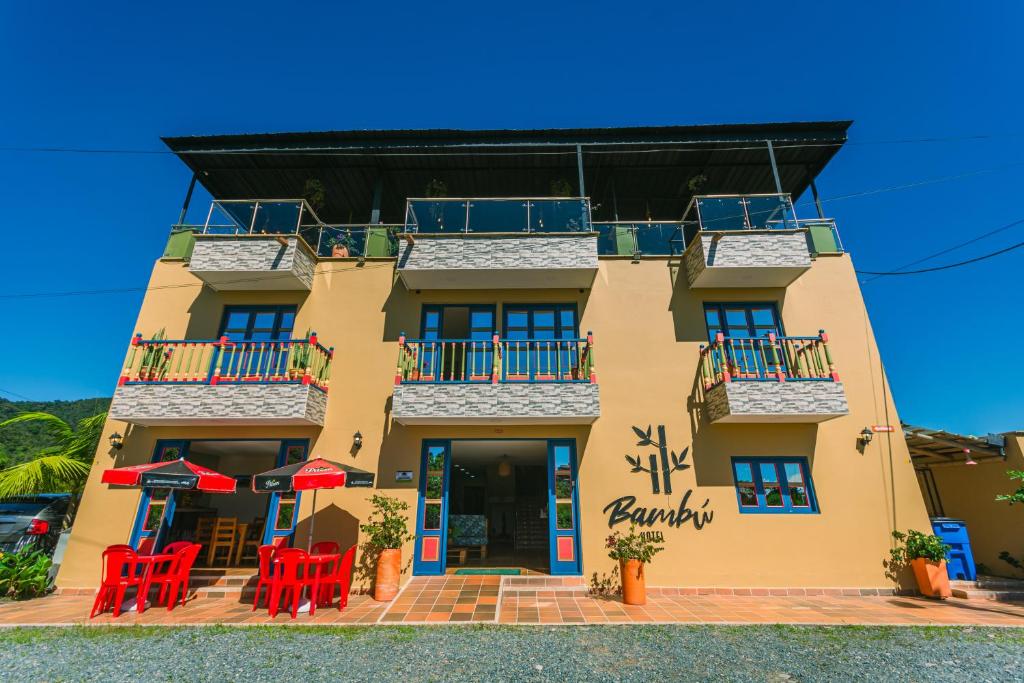 Budova, kde se hotel nachází