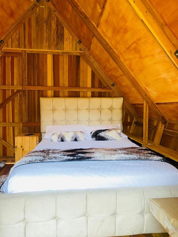 Postel nebo postele na pokoji v ubytování Eco-Glamping
