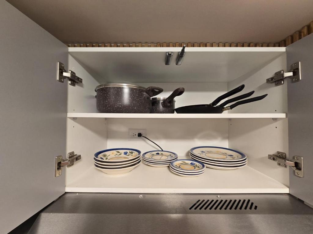 Gambar di galeri bagi Ez-Host apto moderno zona 11 di El Rodeo