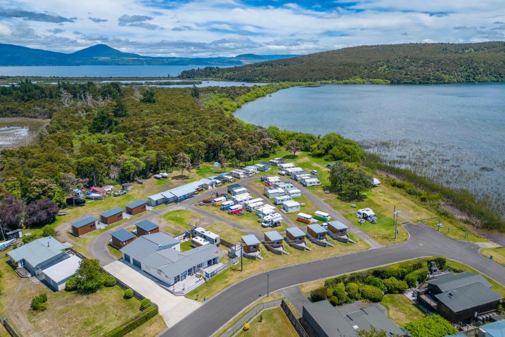Motuoapa Bay Holiday Park - Resim 24