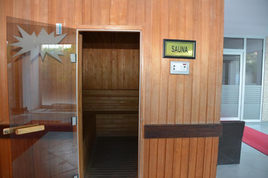 Koupelna v ubytování Tripolis Hotel