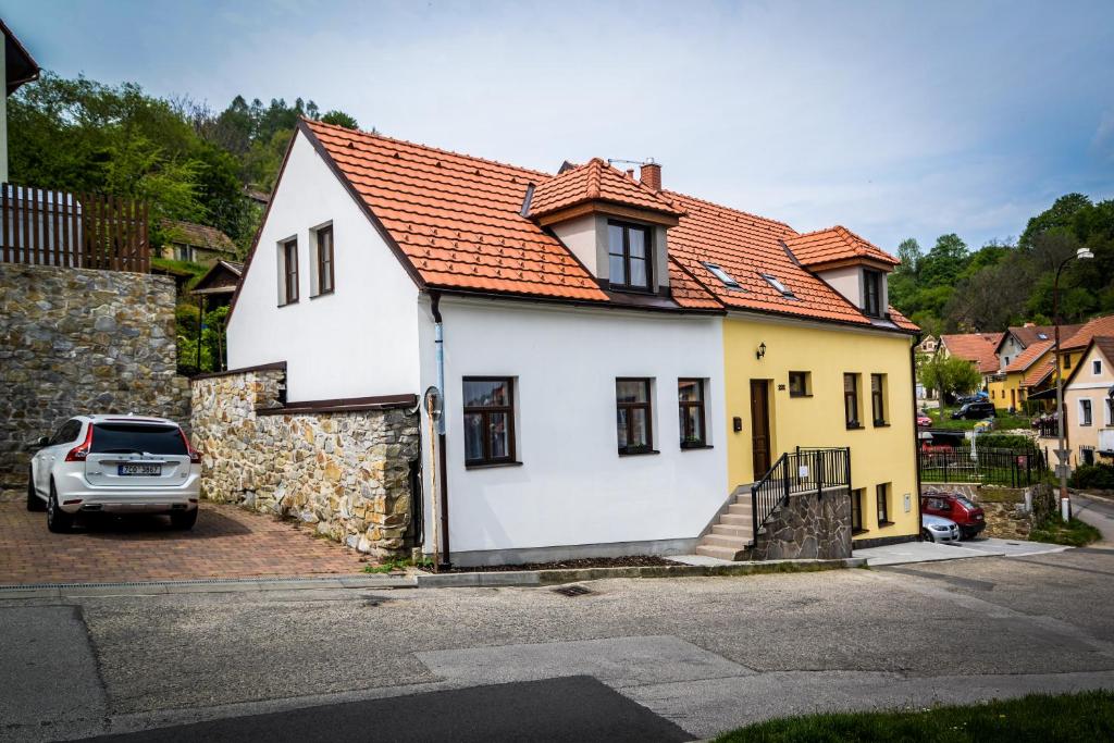 Budova, kde se apartmán nachází