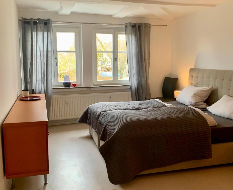 Gallery image of Ferienwohnung für Gruppen und Familien auf einer Etage mit 4 Schlafzimmern, Bad, Parkplatz in Wolfhagen