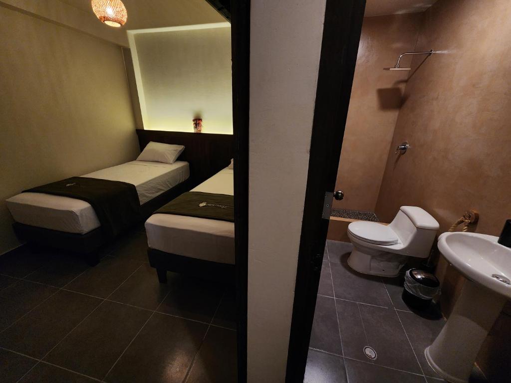 Koupelna v ubytování China Chancay Hotel