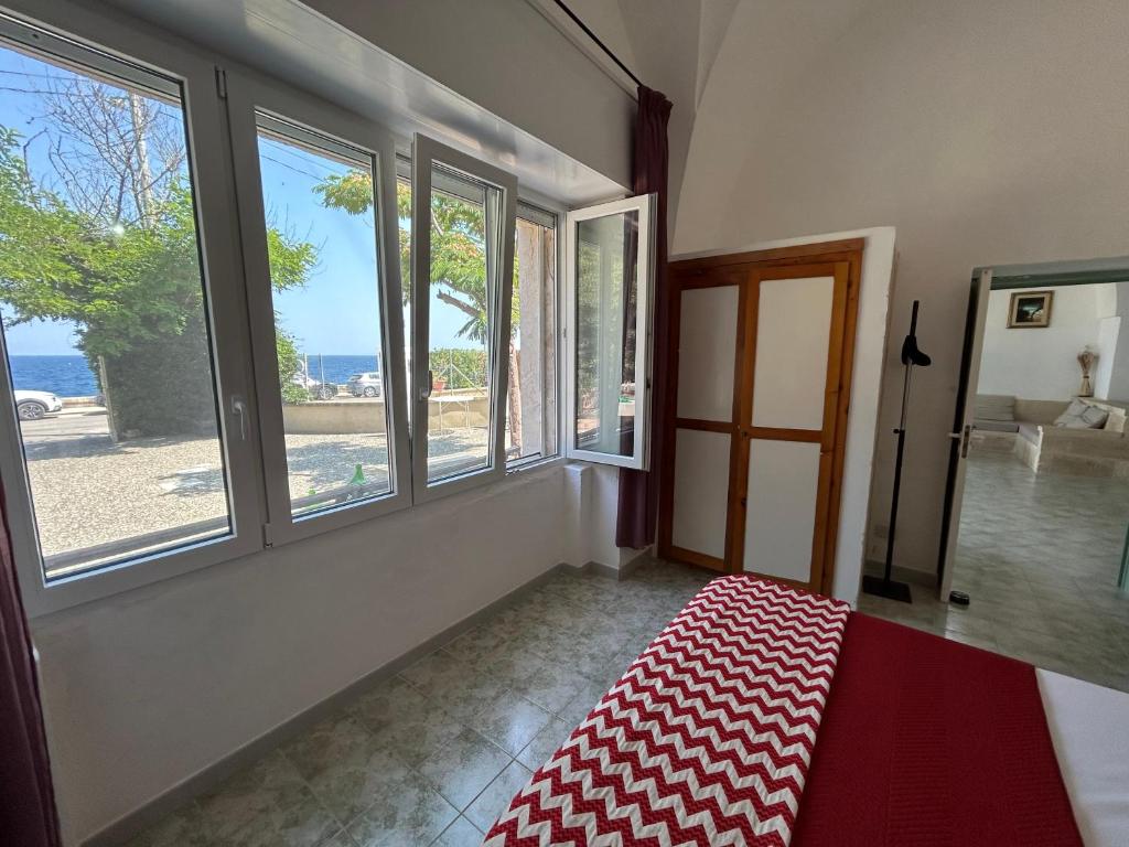 A bed or beds in a room at Villa Lina
