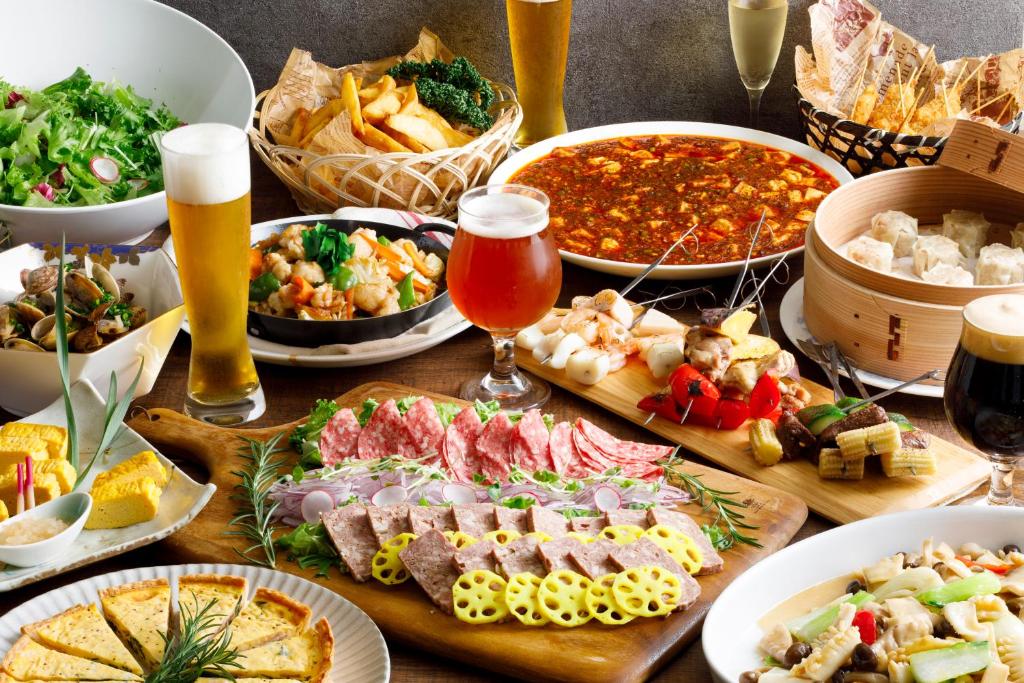 Comida no hotel ou em algum lugar perto