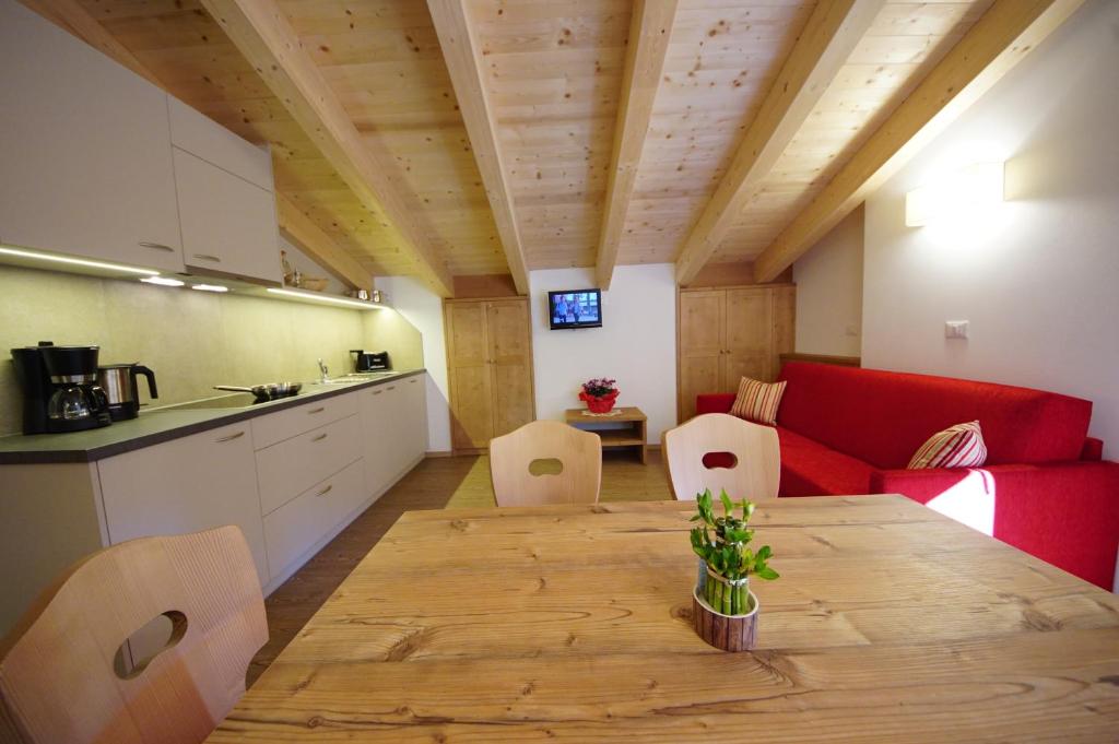 Apartments. Ambria - Appartement Avec Balcon