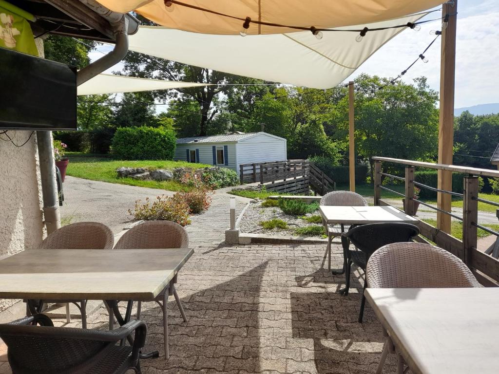 Camping Le Balcon de Chartreuse - Mobile Home