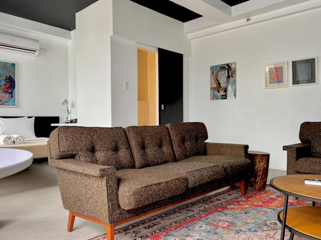 Posezení v ubytování Cayco House by Hotel Durban