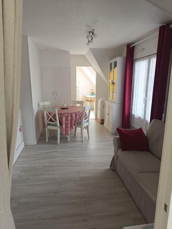 Appartement 3 étage sans ascenseur avec parking – photo 2