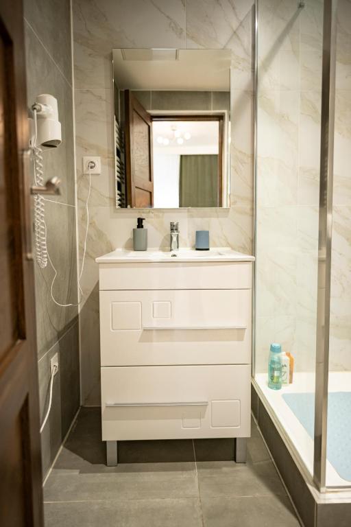 Mega COOL Flat France Suisse – photo 8