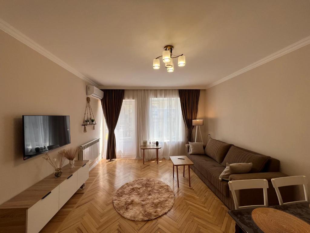 امکانات Cozy Central Flat - near 28 mall - تصویر ۴