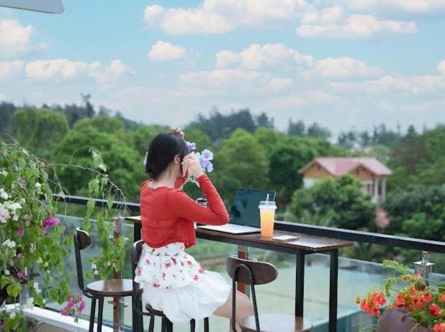 Balkón nebo terasa v ubytování nhà nghỉ Ngân Hà
