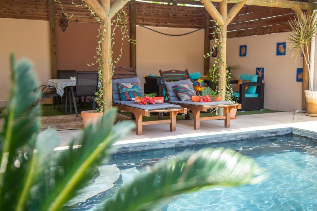 Bazén v ubytování Blue Pearl Resort nebo v jeho okolí