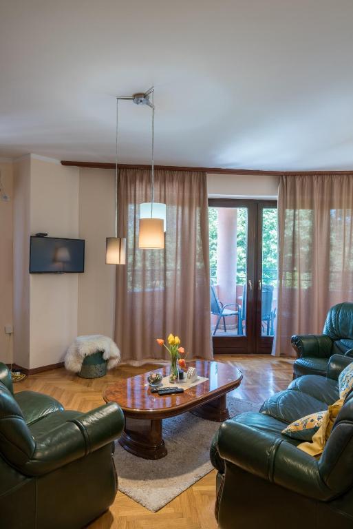 Apartmani Central 12 &amp; Free parking 1