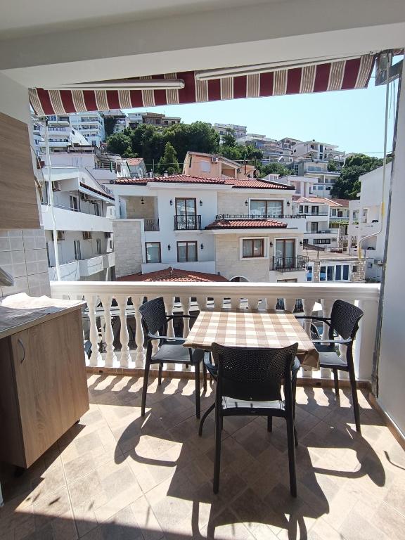 Balkón nebo terasa v ubytování Accommodation Milla