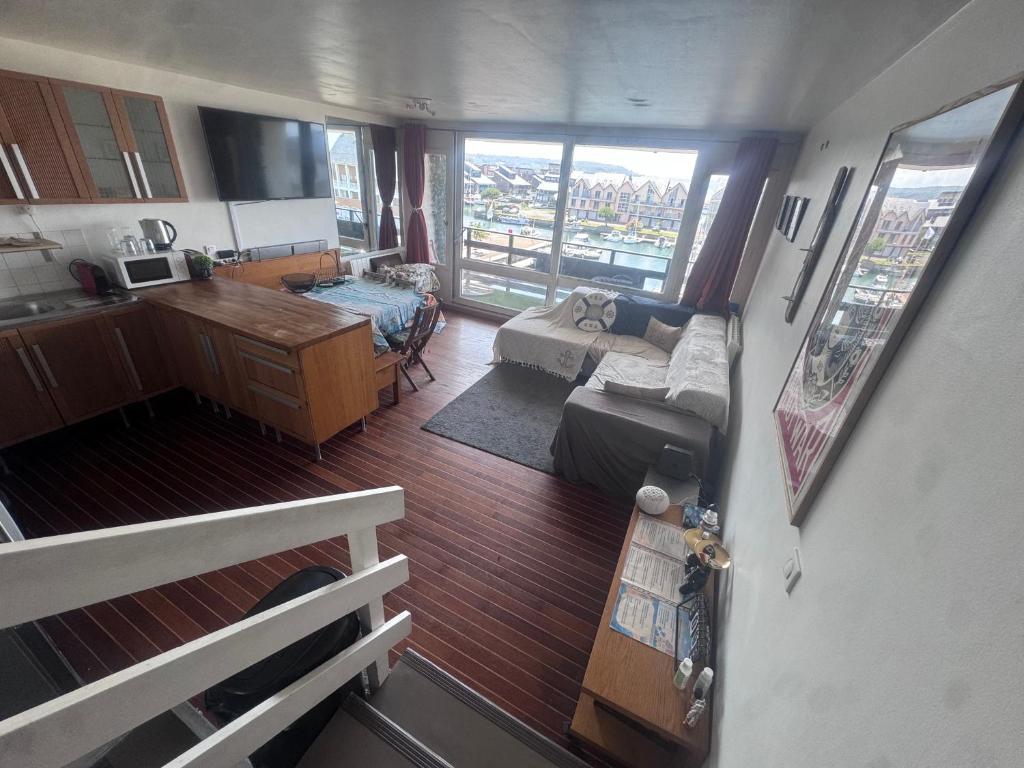 Posezení v ubytování Logement entier dans le port de Deauville