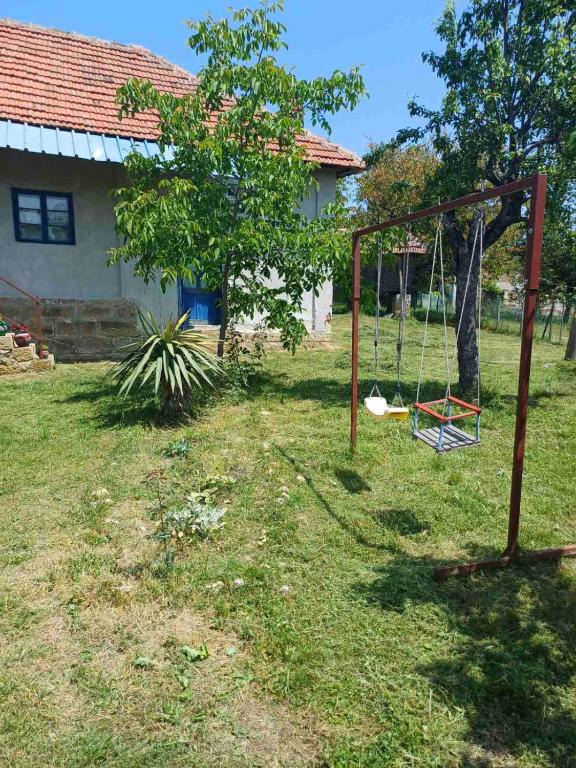 Zahrada ubytování Dragačevska kuća na bregu