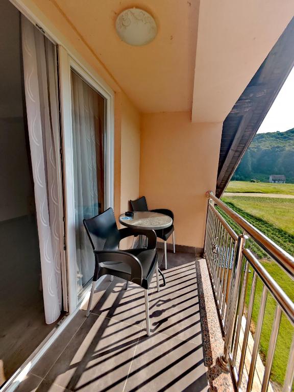 Balkón alebo terasa v ubytovaní Apartmani "Marina"