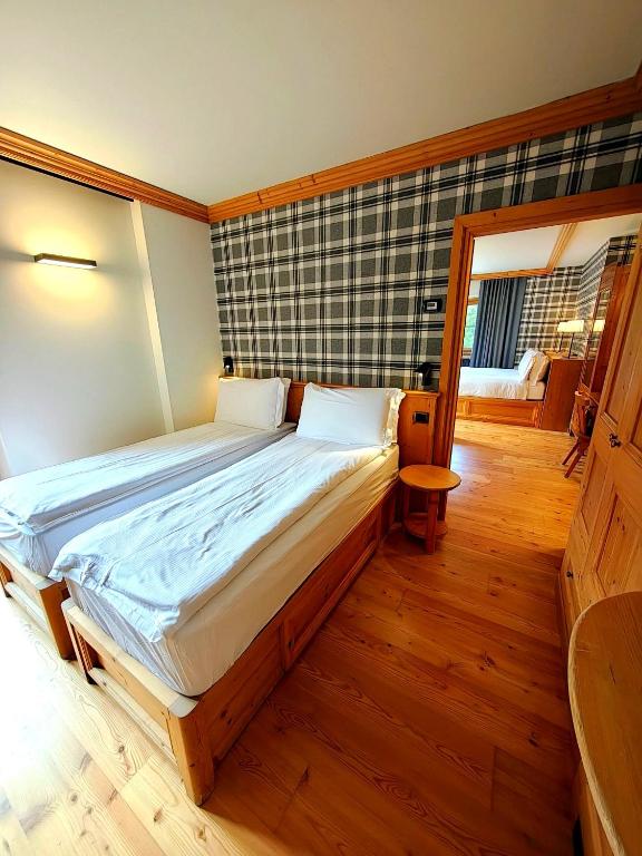 Alpi & Golf Hotel - Comfort Quadruple Room