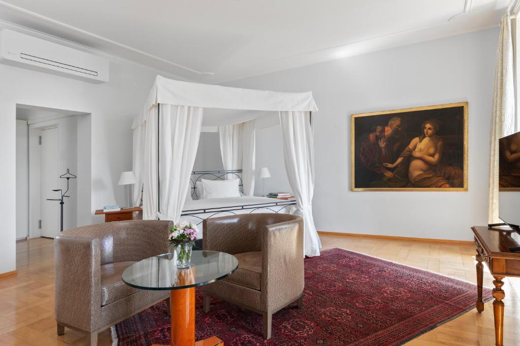 Posezení v ubytování Grand Hotel Europe